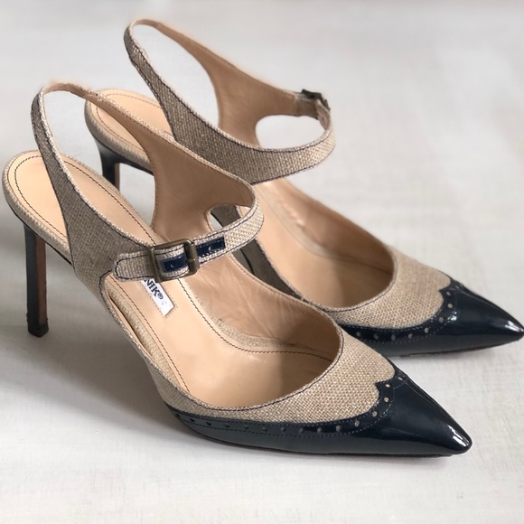 Manolo Blahnik Shoes - [Manolo Blahnik] Puricelli Linen + Navy Patent Leather Wingtip Mary Jane Heels